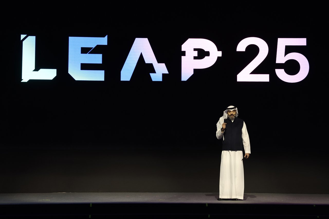 السعودية تعزز مكانتها كمركز إقليمي وعالمي للذكاء الاصطناعي باستثمار 14.9 مليار دولار