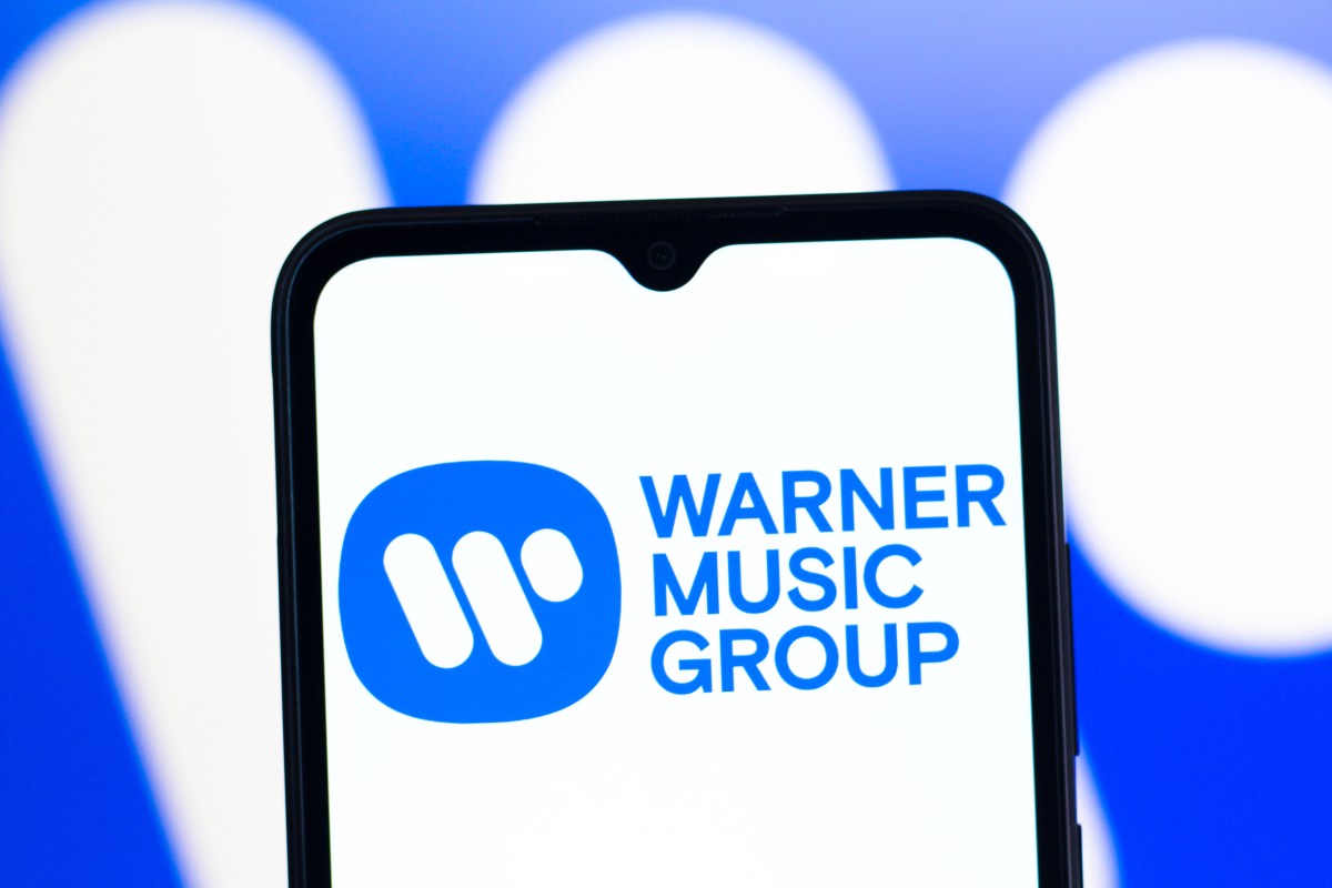 WMG تستحوذ على تقنية لتعقب استخدام أعمال الفنانين في الذكاء الاصطناعي