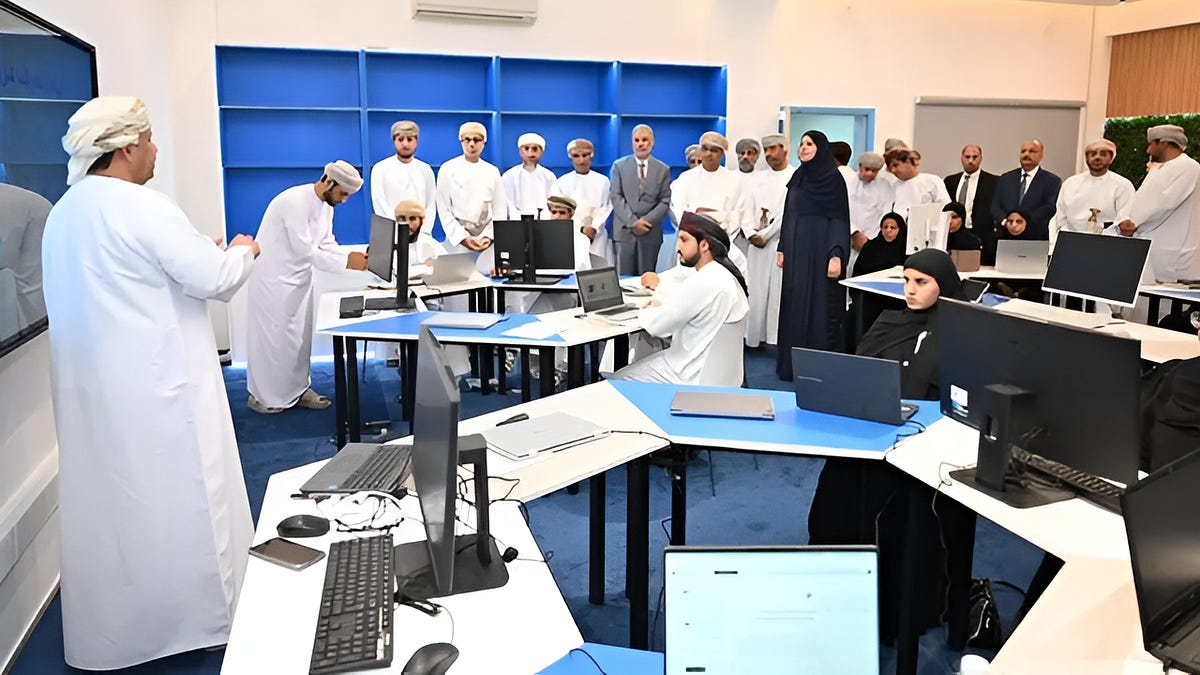 إطلاق مختبر الذكاء الاصطناعي في عمان بالتعاون مع إنتل