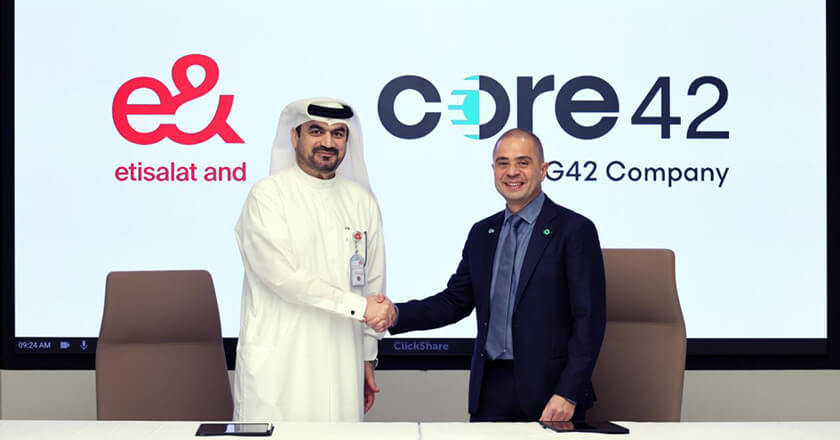 شراكة بين e& الإمارات وCore42 لتقديم بنية تحتية للذكاء الاصطناعي